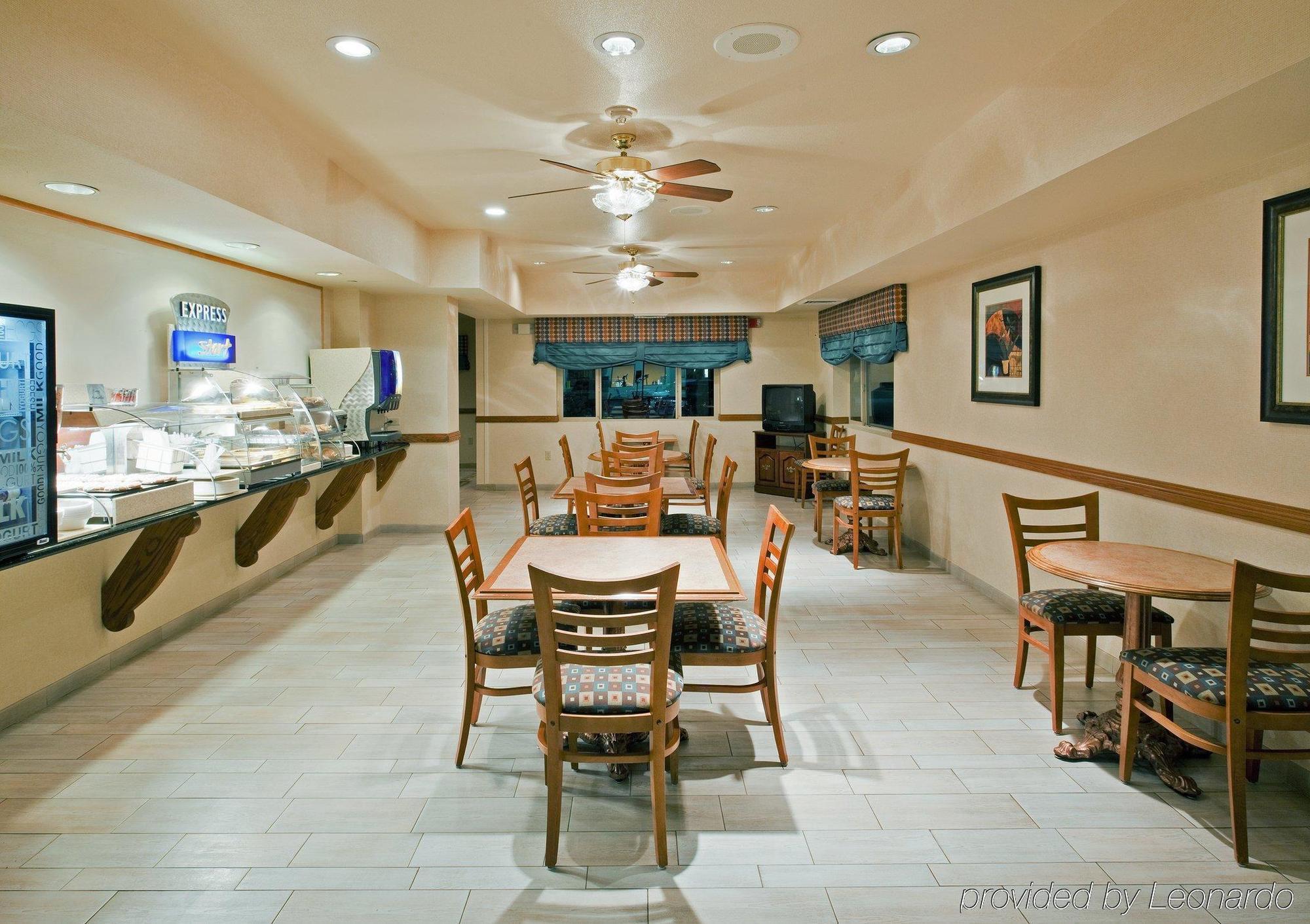 Holiday Inn Express Fallon By Ihg Restaurant photo