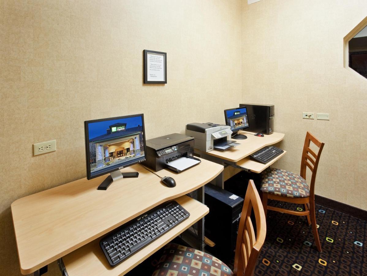 Holiday Inn Express Fallon By Ihg Exterior photo